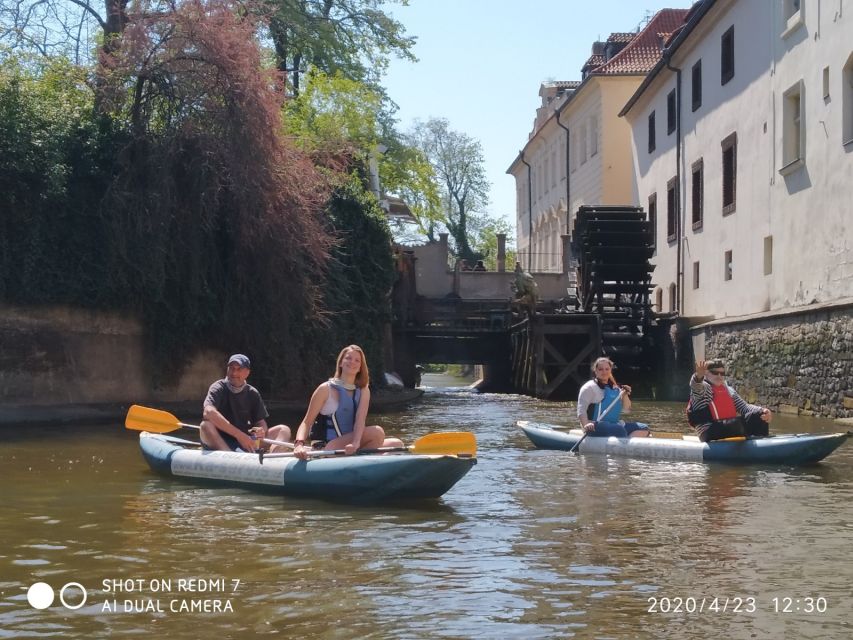 Prague: Vltava River Guided Canoeing Tour - Finishing near Vysehrad Castle