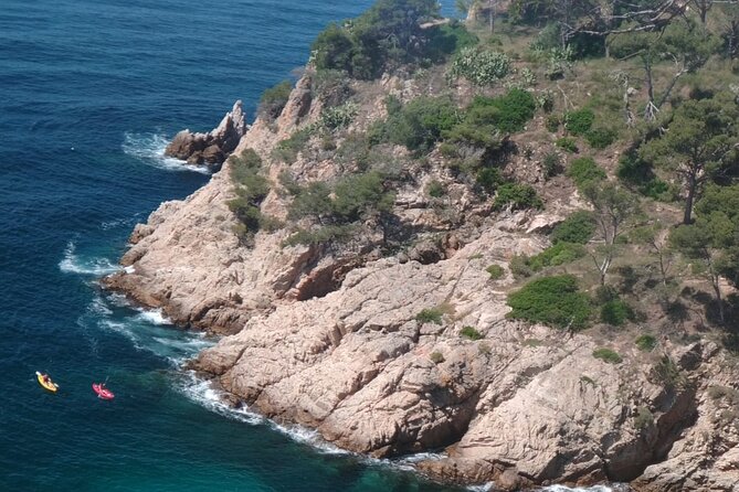 Private Costa Brava Kayak Experience with Snorkel from Barcelona - The ride north from Barcelona