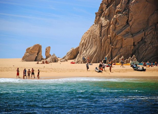 Private Los Cabos Arch & Playa del Amor tour by Glass bottom kayak - Key points at a glance