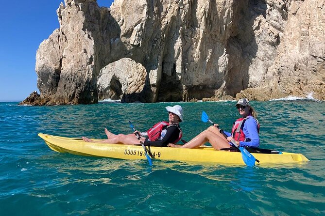 Private Los Cabos Arch & Playa del Amor tour by Glass bottom kayak - Stop four: Divorce Beach and the return route