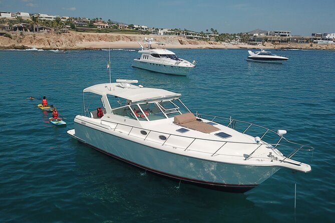 Private Yacht Cruise 4 Hour- Snorkeling & Paddle Boarding - A private yacht changes the Cabo rhythm