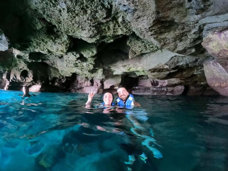 Puerto Mogán: Guided Adventure Kayak Tour in Caves & Snorkel - Cliff jumps, rock access, and personal choice