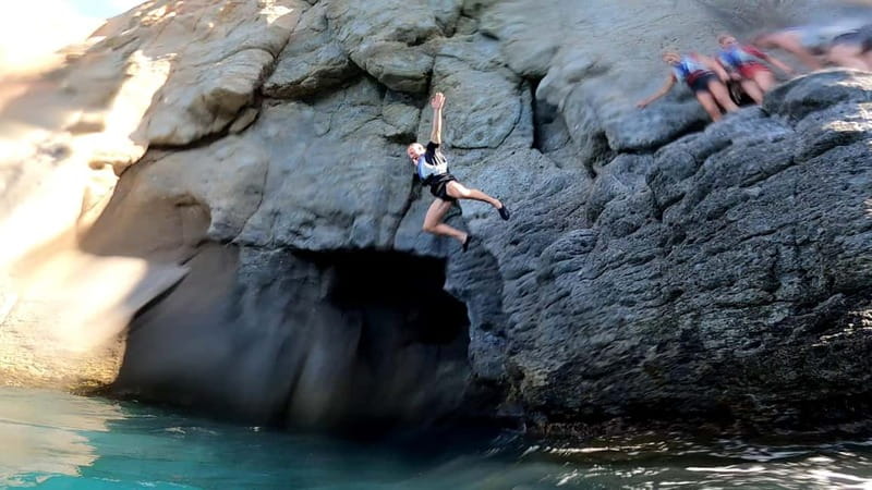 Puerto Mogán: Guided Adventure Kayak Tour in Caves & Snorkel - Equipment, photos, and what to pack