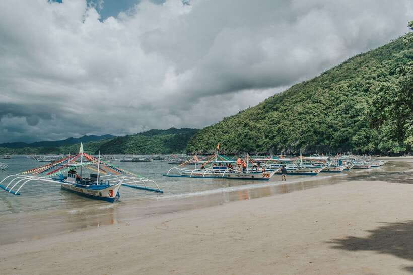 Puerto Princesa: Underground River, Zipline, Paddleboat Tour - What to bring and who should book