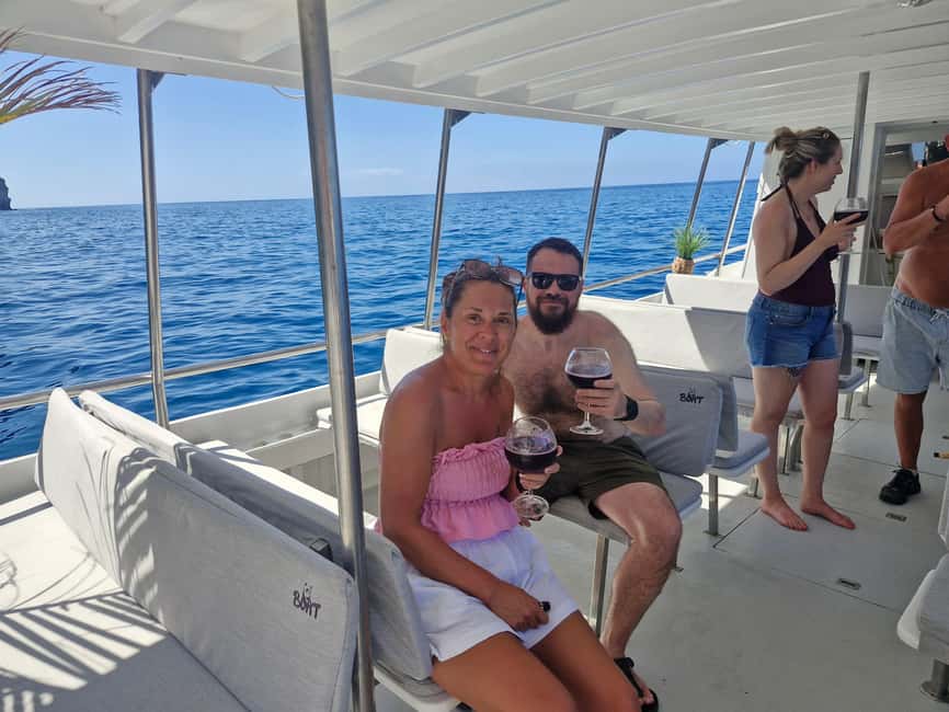 Puerto Rico, Gran Canaria: boat trip, drinks, food, paddle surfing, snorkeling - Comfort, group size, and the feel onboard