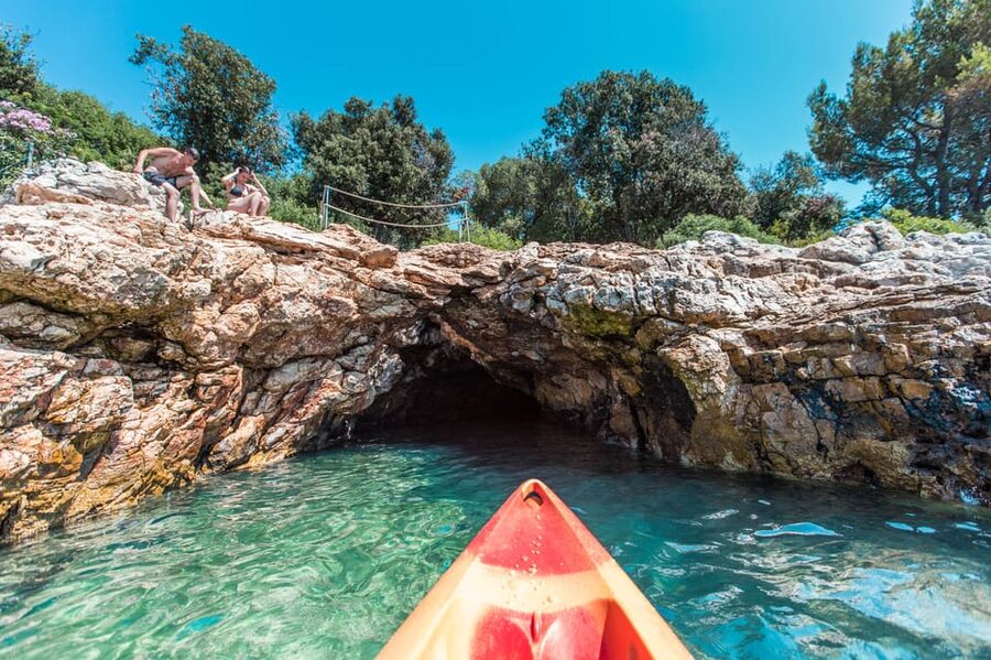 Pula: Kayak Adventure with Cave & Island Snorkeling - Who should book this experience