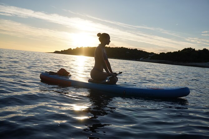 Pula / Pješčana Uvala: Sunset SUP Tour – Explore & Chill - Meeting in Pješčana Uvala at 7:00 pm