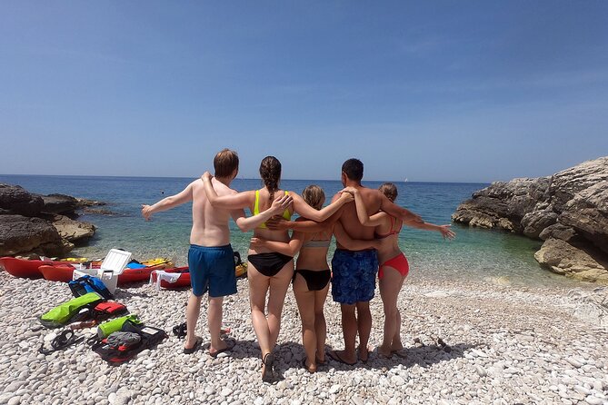 Pula: Sunset Adventure – Boat, Kayak, Snorkeling & Sunset - The canyon and rocky passages
