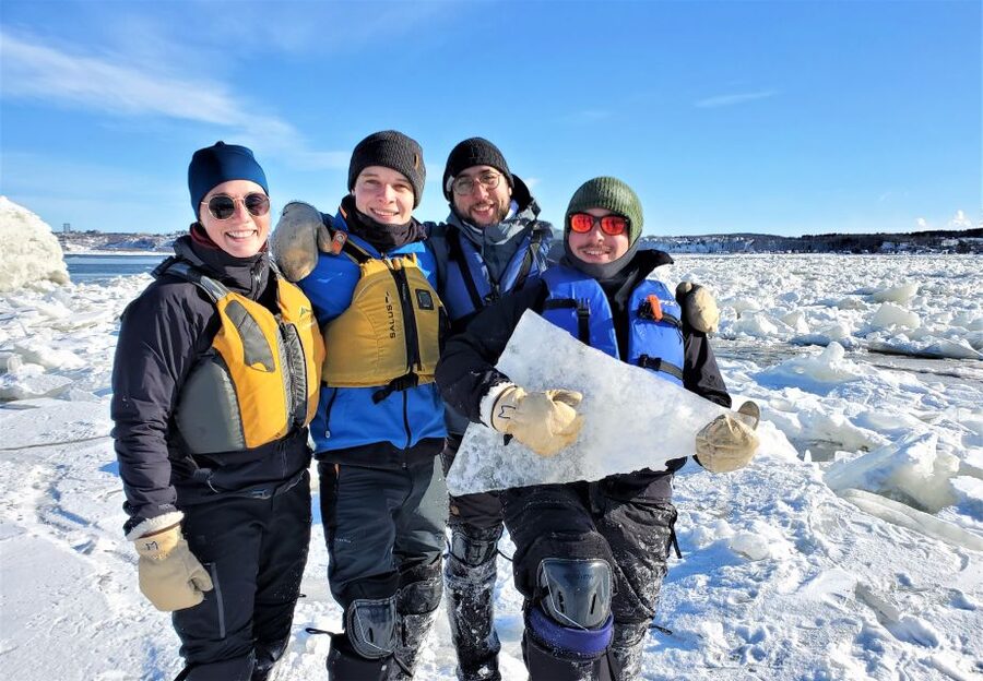 Quebec City: Ice Canoeing with Hot Chocolate & Sauna - About 90 minutes on the St. Lawrence