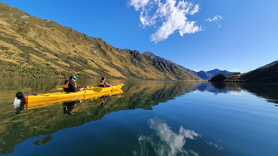 Queenstown: Kayaking or SUP Experience on Moke Lake - Launching your kayak or paddleboard