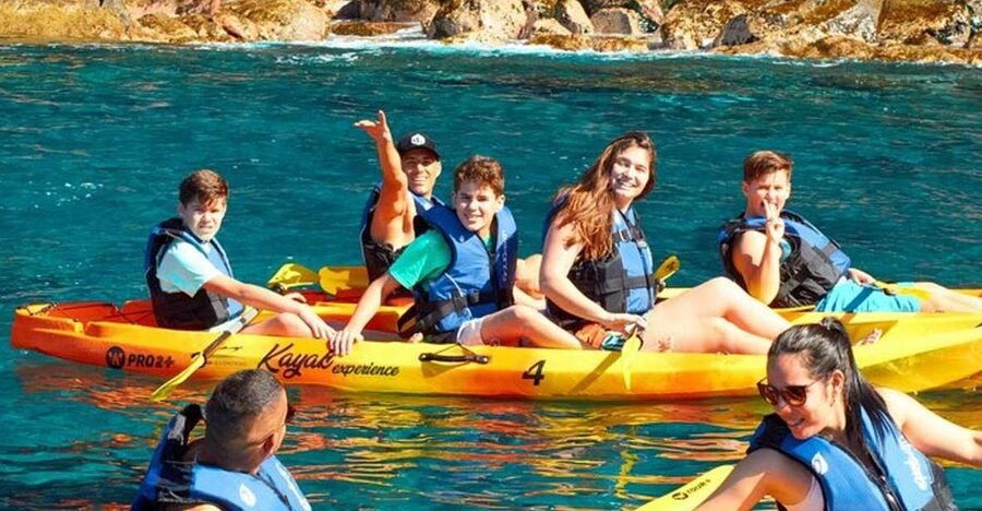 Quinta do Lorde: Kayak Experience in Ponta de São Lourenço - Ponta de São Lourenço from a kayak