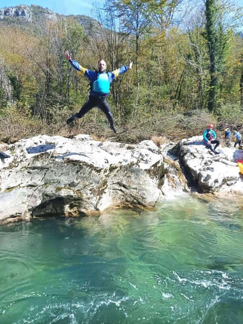 Rafting/Kayaking adventure river Kupa - Two and a half hours among rapids and clear water
