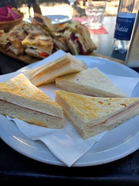 ROME: Villa Borghese Lake tour by boat paddling independently +aperitivo - Who should book this experience?