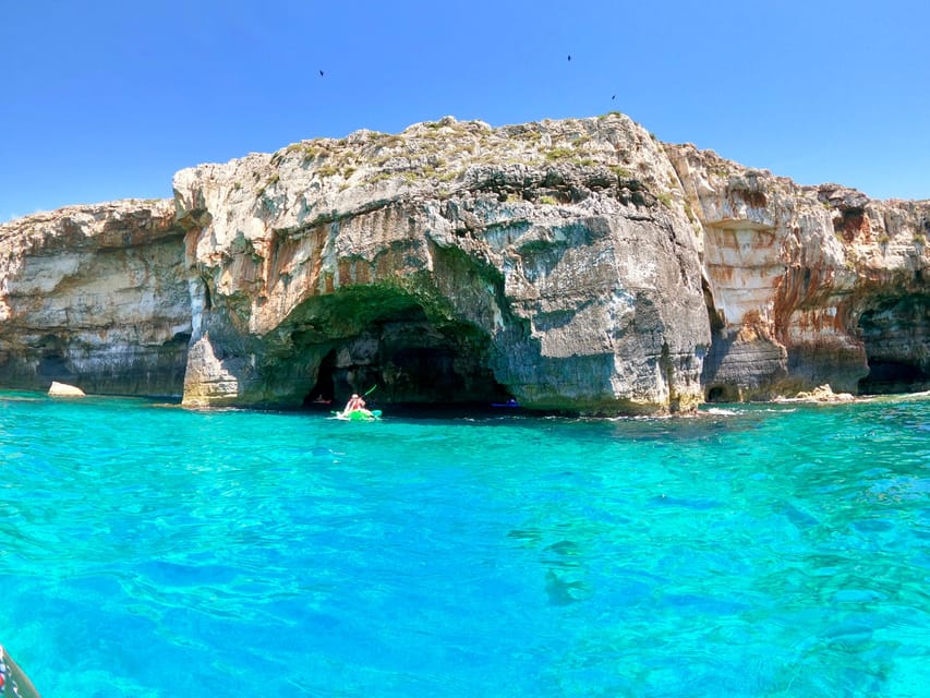 Santa Maria di Leuca: Kayak and Canoe Tour in the caves - Swimming in the Clear Water