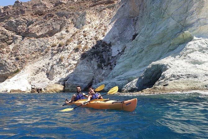 Santorini Sea Kayak - South Discovery, Small Group incl. Sea Caves and picnic - White Beach: Picnic, Swimming, and a Break