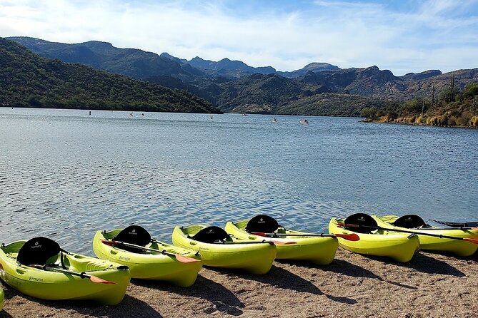 Scenic Guided Kayaking Tour on Saguaro Lake - Choosing the best time and preparing for heat