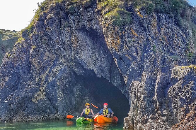 Sea Cave Kayaking Experience - Beaches, cliffs, and wildlife along the route