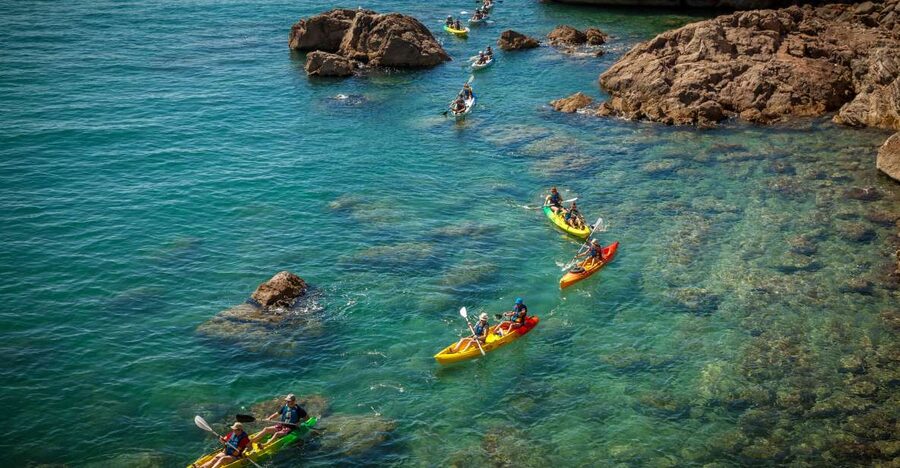 Sea kayak tour: Sète, the French pearl of the Mediterranean - Why seeing Sète by kayak makes sense