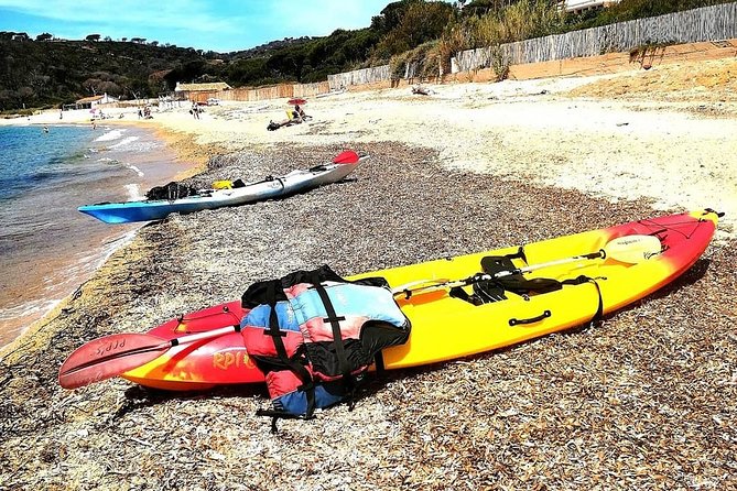 Sea kayaking in the heart of the Ramatuelle Nature Reserve - Meeting at 416 Chemin Garonne in Ramatuelle