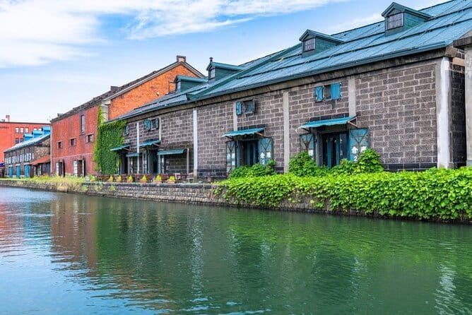 Sea Kayaking Tour - Otaru Coastal Adventure - The Secret Beach Stop and Ten-Minute Swim