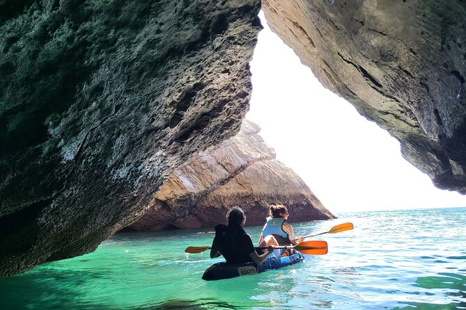 Sesimbra : Guided Kayak Tour in Arrábida Natural Park & Caves - Who will enjoy it most