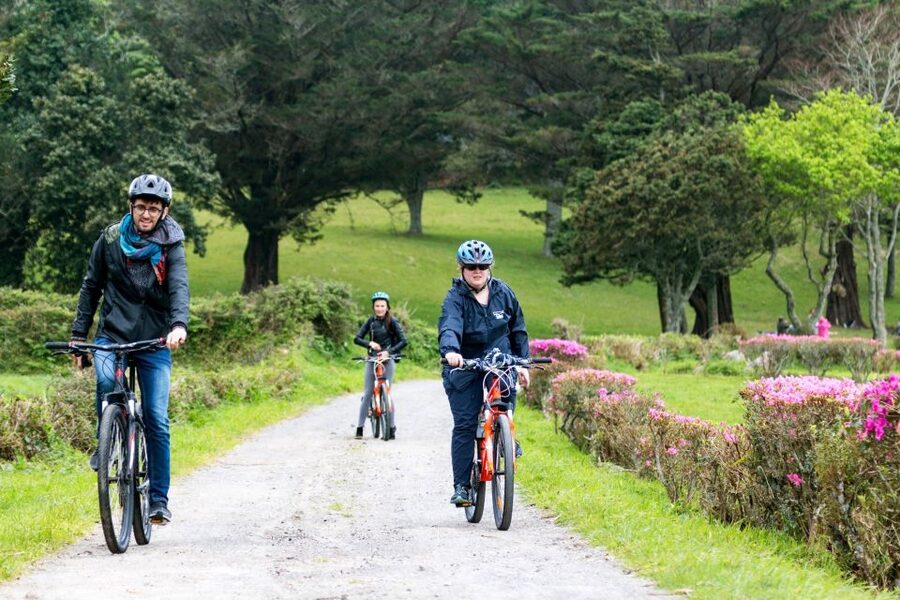 Sete Cidades: Kayaking and Biking Adventure - Cycling Sete Cidades at your own pace
