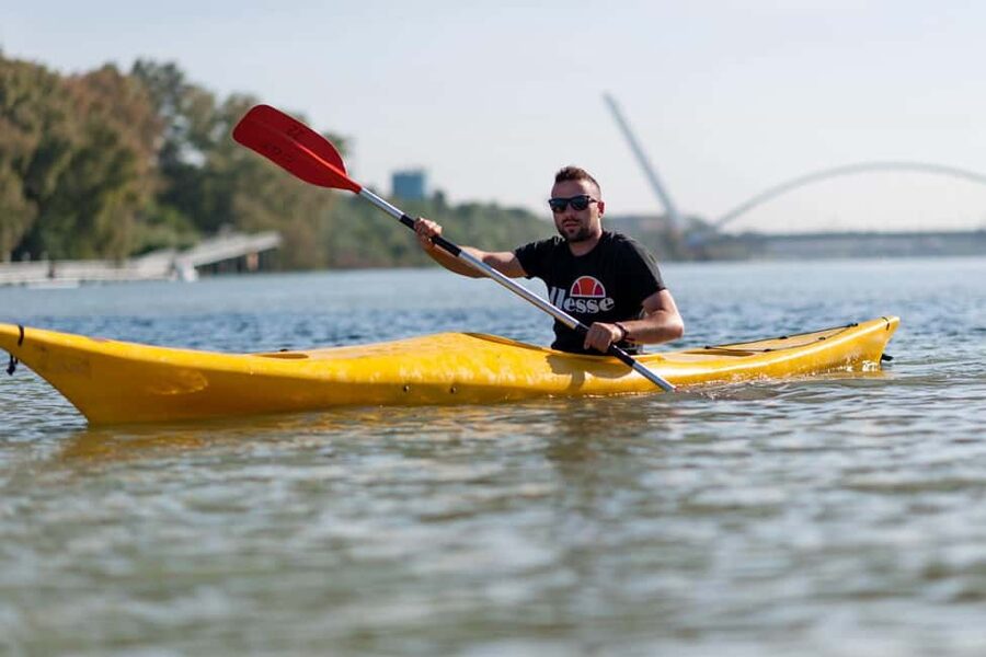 Sevilla: Kayak Rental on the Guadalquivir - Starting at Club Deportivo Triana Turismo