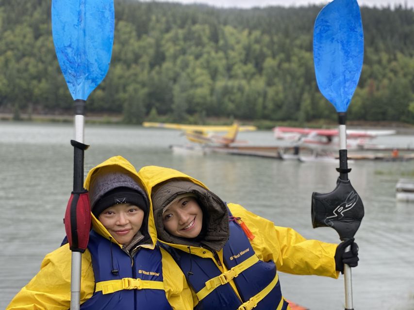 Seward Area Glacial Lake Kayaking Tour 1.5 hr from Anchorage - Paddling on a glacially fed lake