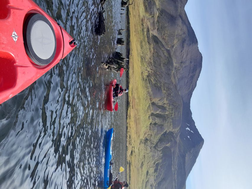 Siglufjörður / Siglufjordur: Guided kayak tour. - Learning to Control the Kayak