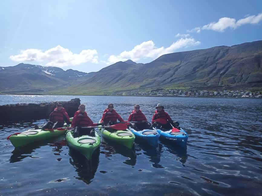 Siglufjörður / Siglufjordur: Guided kayak tour. - The Evanger Avalanche Site and the 1919 Story