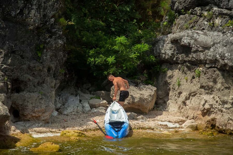 Skadar Lake: Individual Kayaking, hidden canals and swimming - Fort Lesendro adds a piece of Montenegro’s past