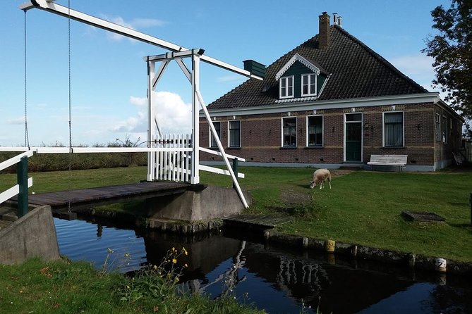 Small-Group Guided Sunset Canoe Tour in Waterland with Dinner - The Waterland route and its wildlife