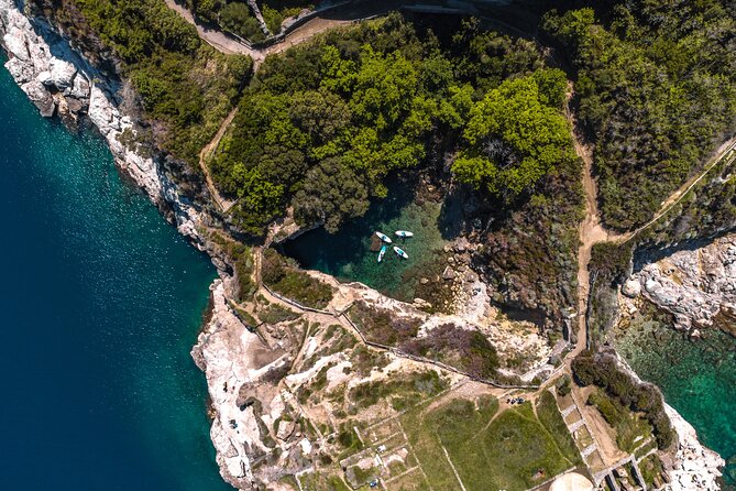 Small group paddle boarding tour to Bagni Regina Giovanna - Swimming, photos, and the famous emerald pool
