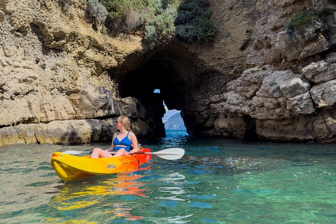 Small groups Kayak tour from Sorrento to Bagni Regina Giovanna - Sunset departures and changing sea conditions