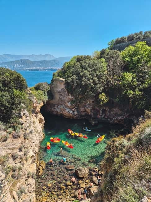 Sorrento: kayak small group tour to Bagni Regina Giovanna - Along the Coast From Marina Grande