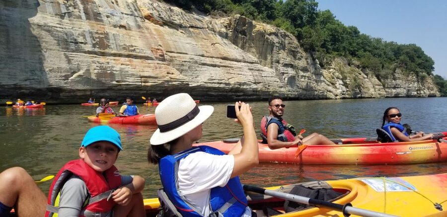 Starved Rock State Park: Guided Kayaking Tour - Who should book this Starved Rock kayak tour?