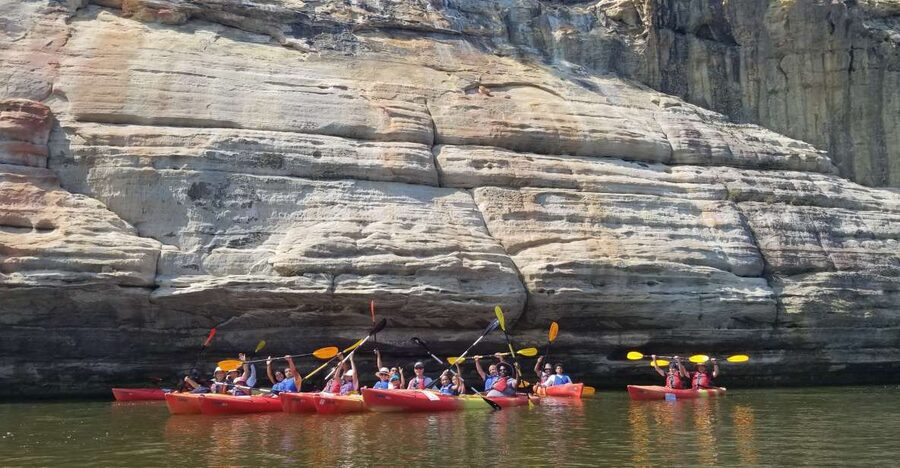 Starved Rock State Park: Guided Kayaking Tour - Why the water gives you a better view
