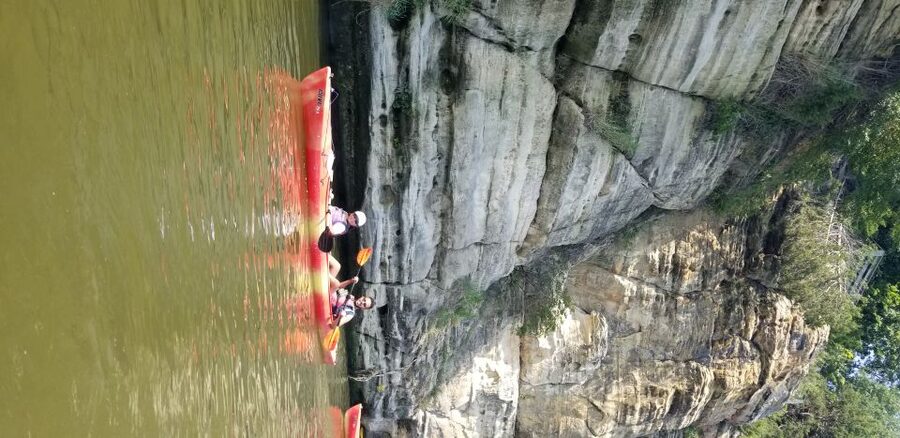 Starved Rock State Park: Guided Kayaking Tour - A good fit for families, scouts, and beginners