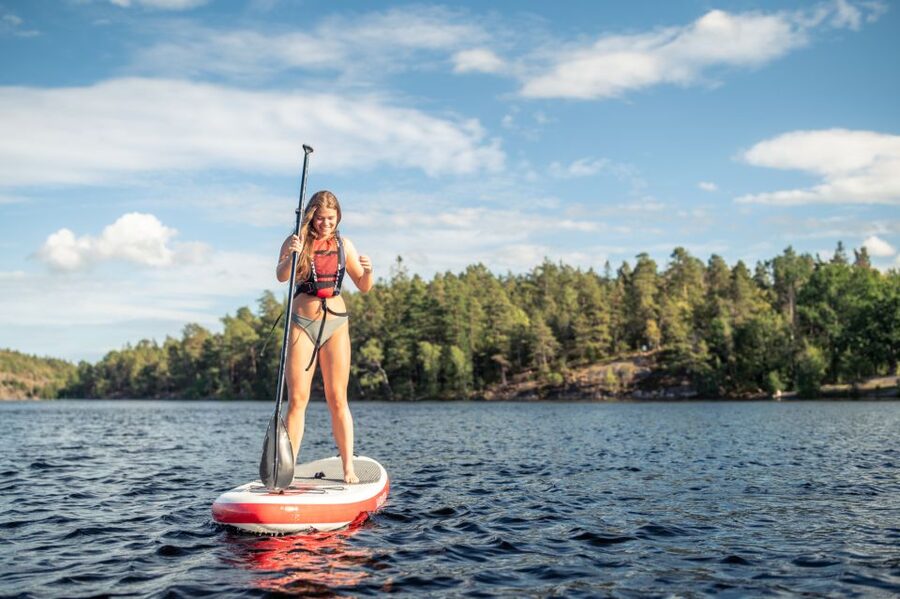 Stockholm: City Highlights Self-Guided SUP Tour - Weather, water temperature, and comfort
