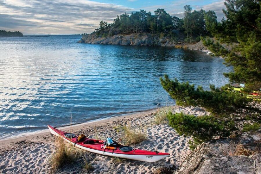 Stockholm: Full-Day Archipelago Kayaking Adventure - Learning the kayak basics before open water