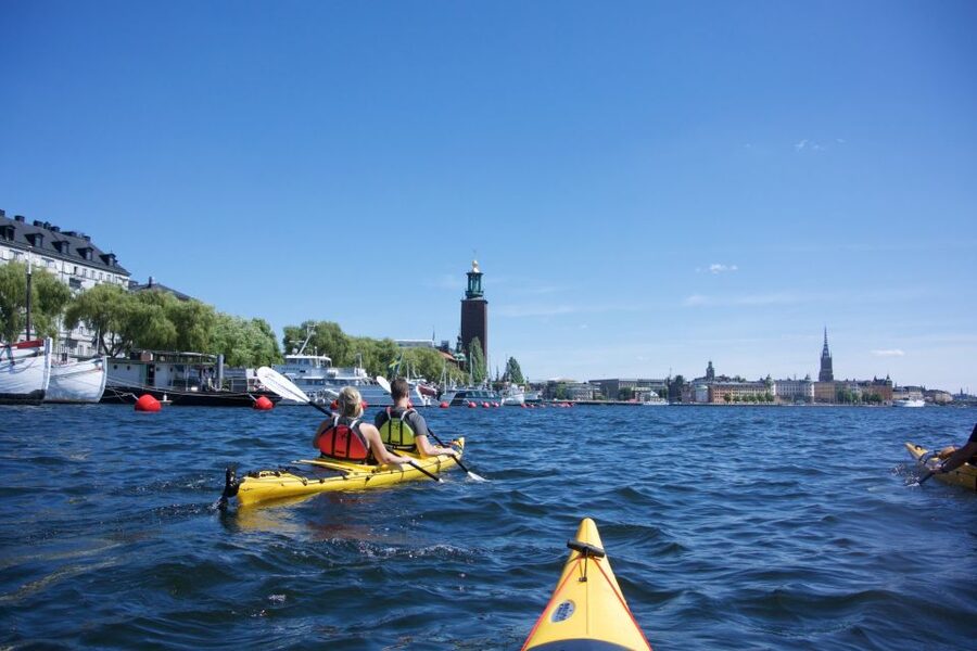 Stockholm: Guided Kayak City Tour & Optional Midsummer Meal - Key points to know before you book