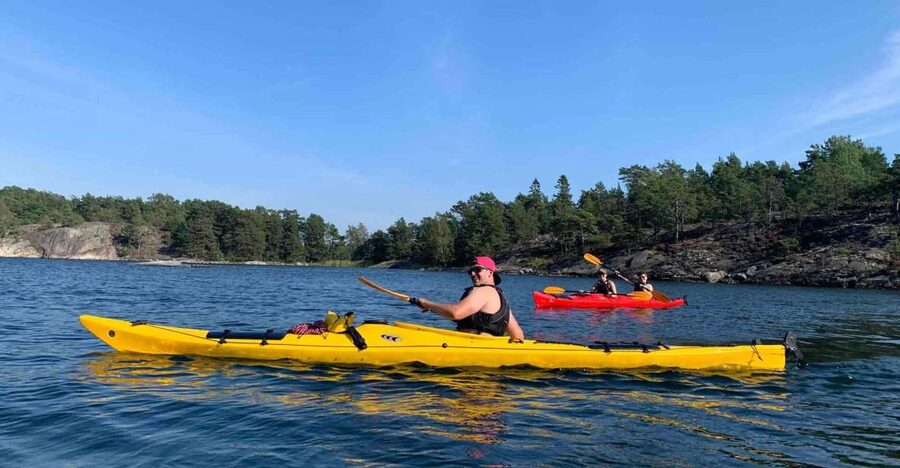 Stockholm: Morning Kayak Tour in the Archipelago with Lunch - Two hours among the Stockholm archipelago islands