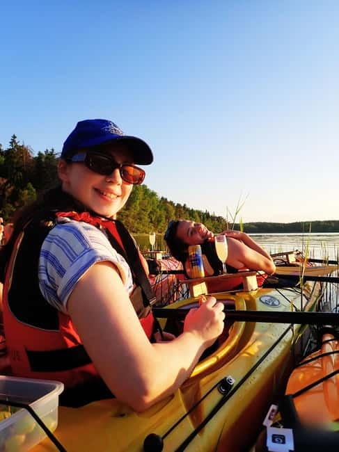 Stockholm: Sunset Archipelago Kayaking & Toast on the Water - Why this evening paddle works so well