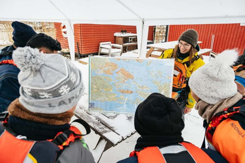 Stockholm: Winter Kayaking, Swedish Fika, and Hot Sauna - Swedish fika beside the water