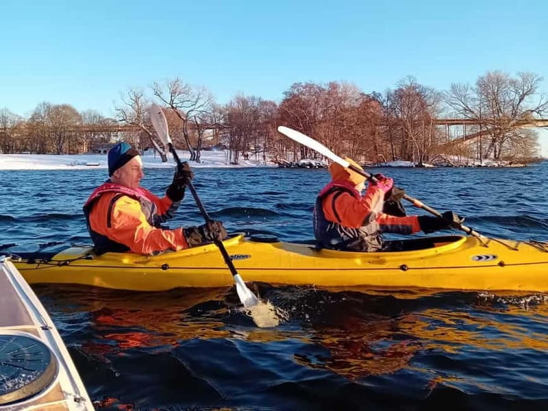 Stockholm: Winter Kayaking Tour through the City Centre - Two and a half hours around Stockholm’s islands