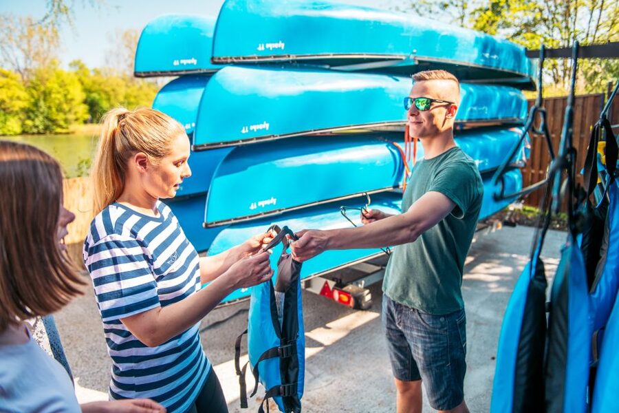 Stuttgart: Canadian Canoe Rental - The price and what you get for it