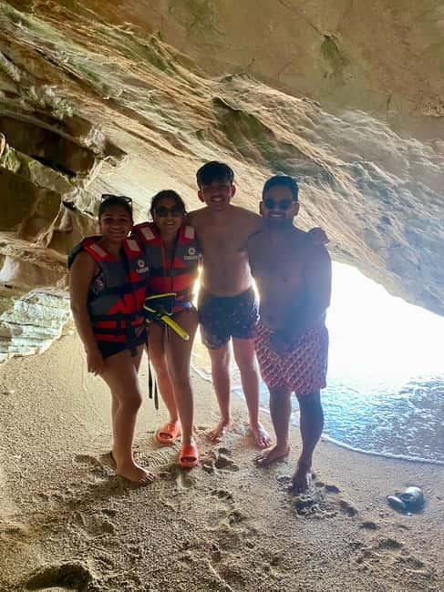 Sunset kayak/Sup tour - Lukova tiny caves and Secret beaches - The twenty-minute paddle back