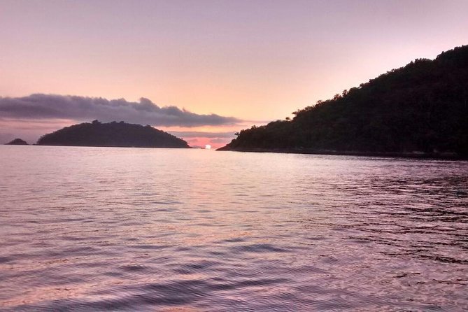Sunset Kayaking - The five-minute safety briefing and first strokes