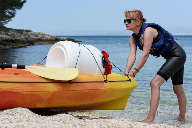 Supetar-Postira kayaking - Who should book this experience