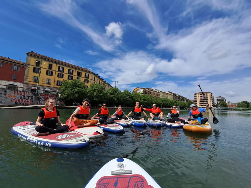 SUPMindfulness on Navigli: wellness experience in Milan - The dry-land lesson makes beginners feel at ease